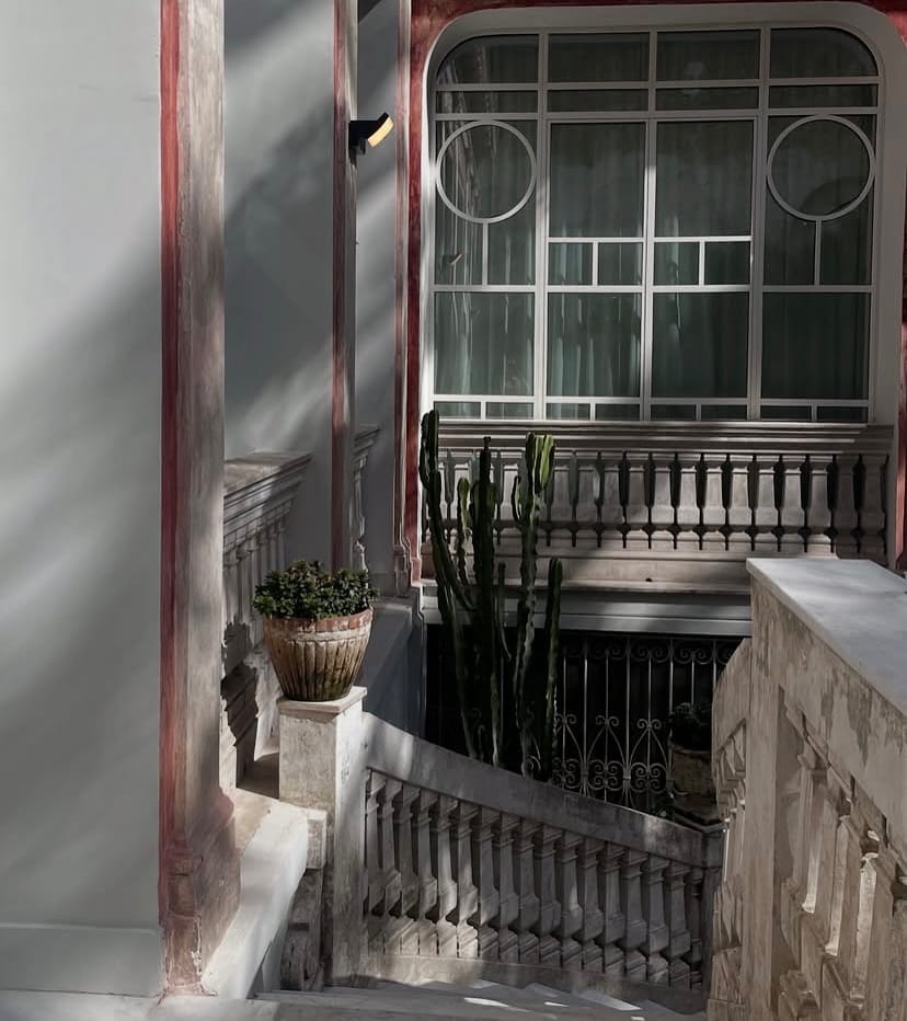 Artemisia Domus Giardino un rifugio di charme nel cuore autentico di Napoli