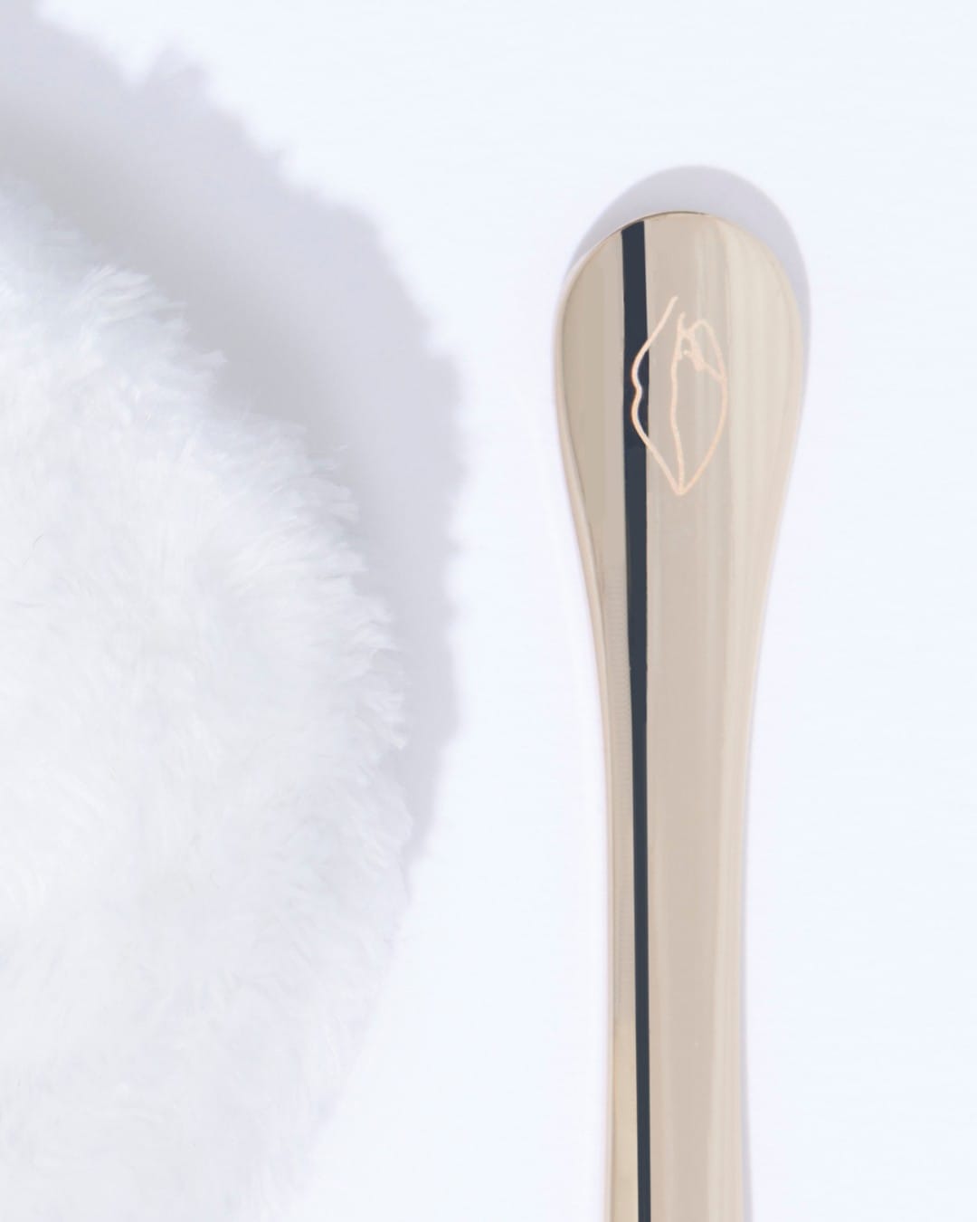 Pout Saver: un bacio che sa di cura