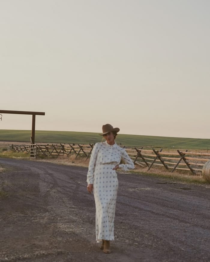 Folk Saint: quando la moda profuma di memoria, magia e malinconia