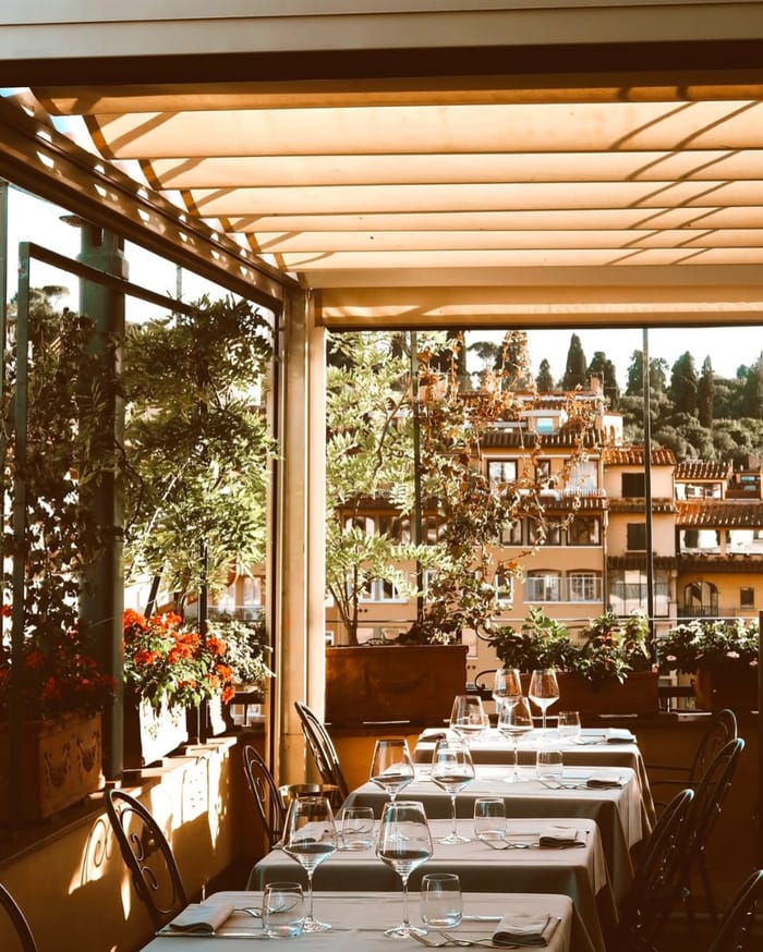 Sopra i tetti di Firenze, con il profumo di tartufo nell’aria